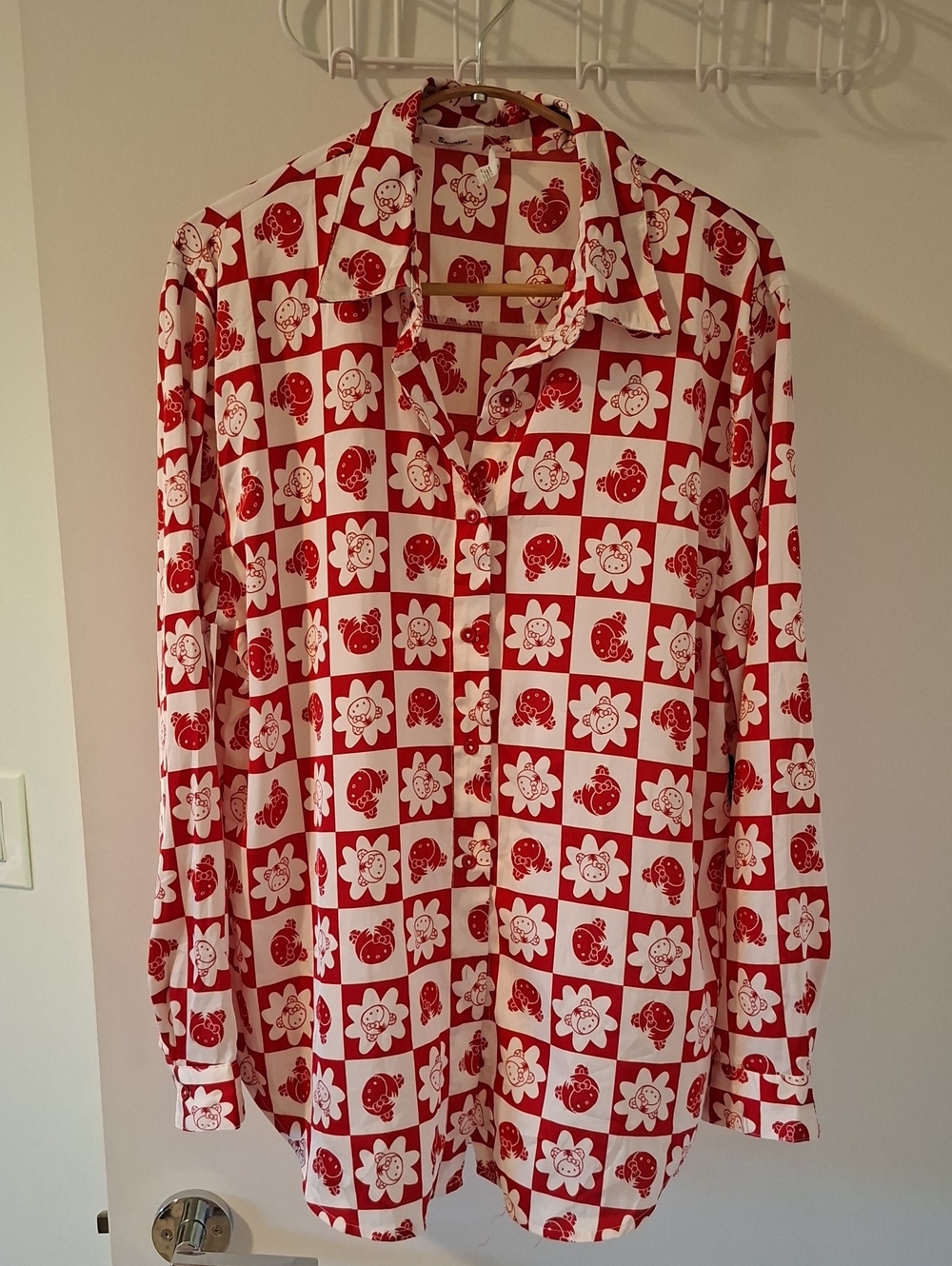 Hello Kitty/Sanrio Red & White Bold Checked Floral Print Satin Blouse (Size S)